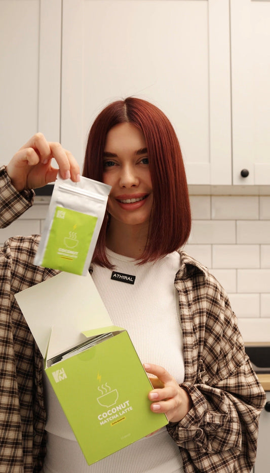 Jak przygotować idealną Matcha Latte w domu? Poznaj rytuał YEM w 10 sekund