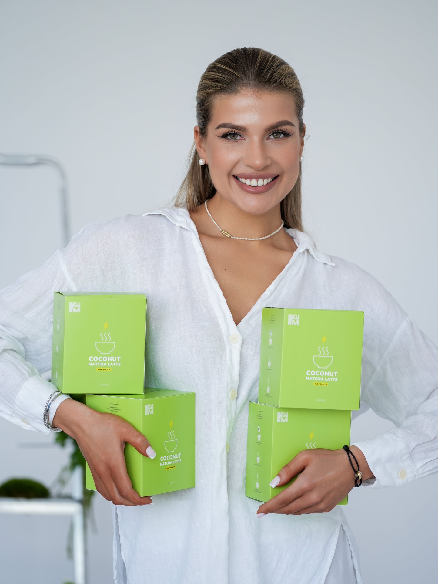 Set Kokosnuss Matcha Latte kleine und große Packung 304g